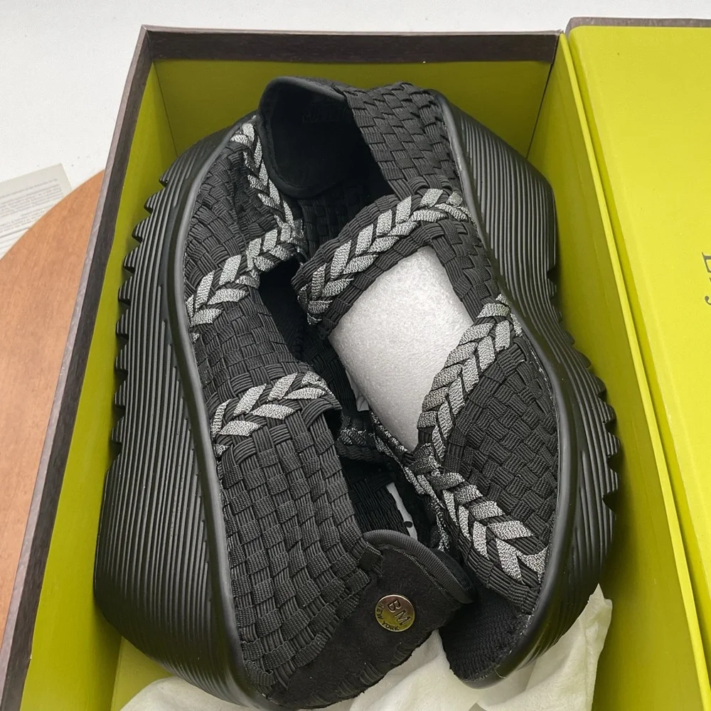 bernie mev. stylish black
